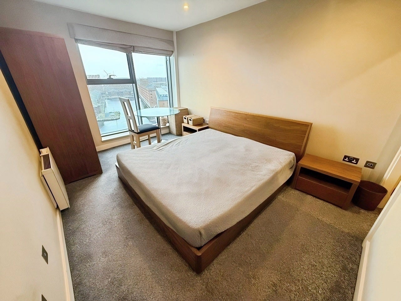Flat William Jessop Way in Liverpool