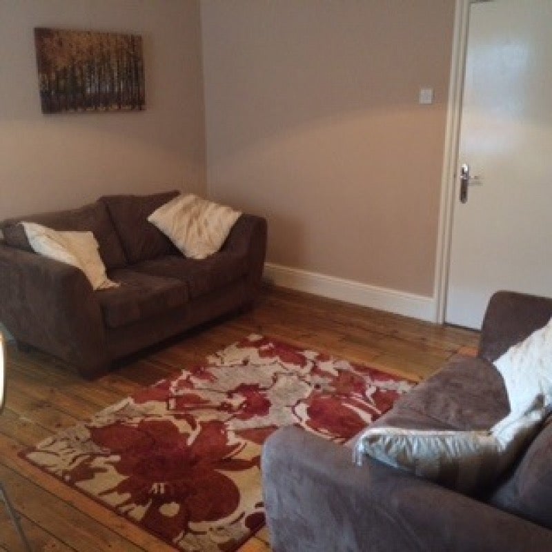 Flat Sixth Avenue in Newcastle upon Tyne
