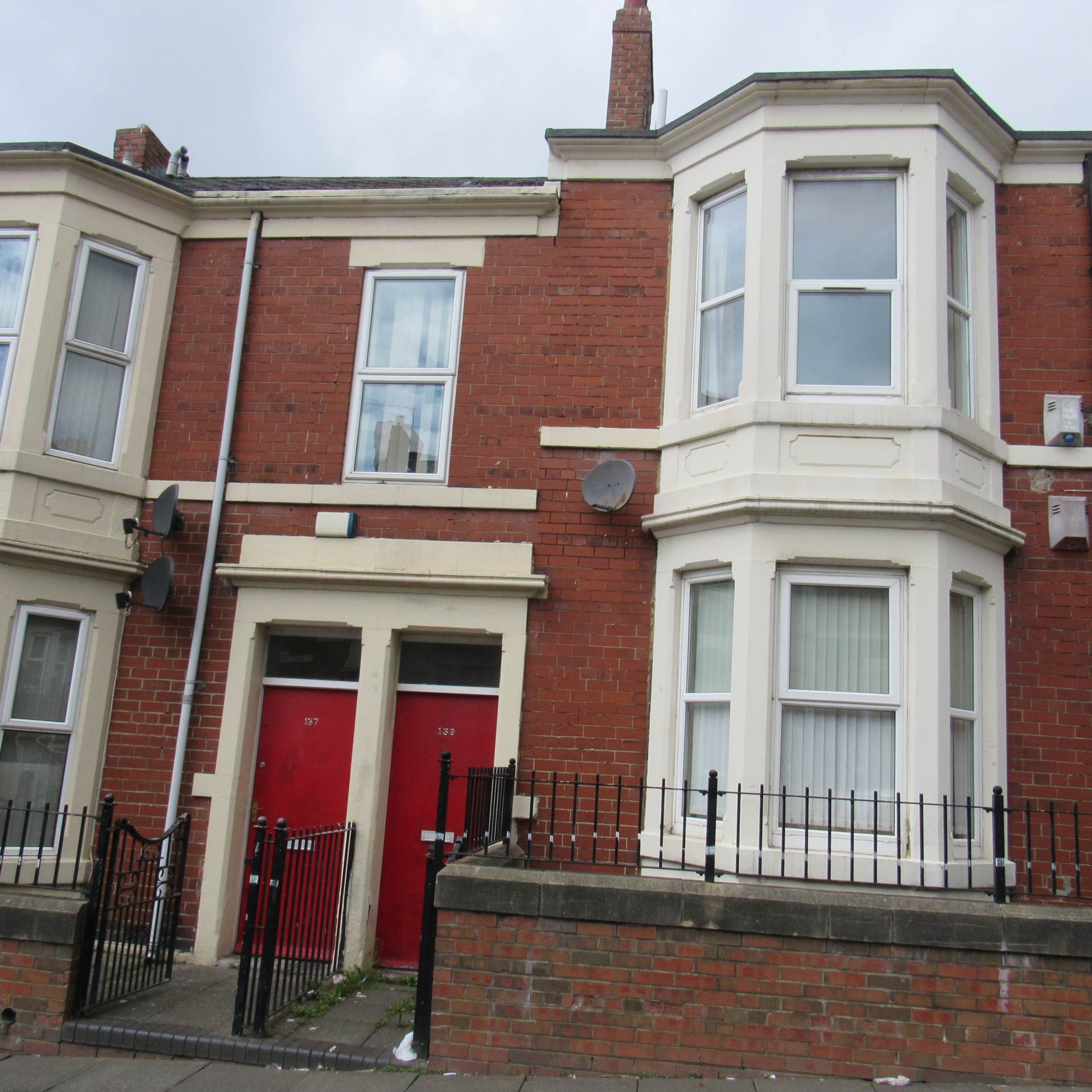 Flat Ellesmere Road in Newcastle upon Tyne