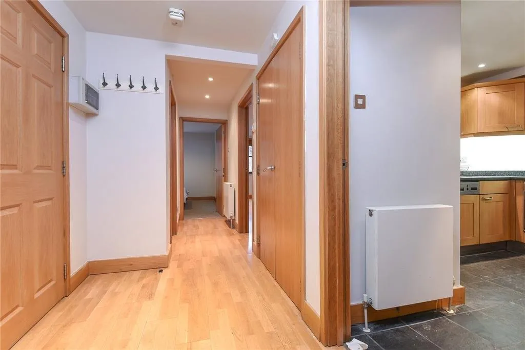 Flat Reardon Street in Greater London