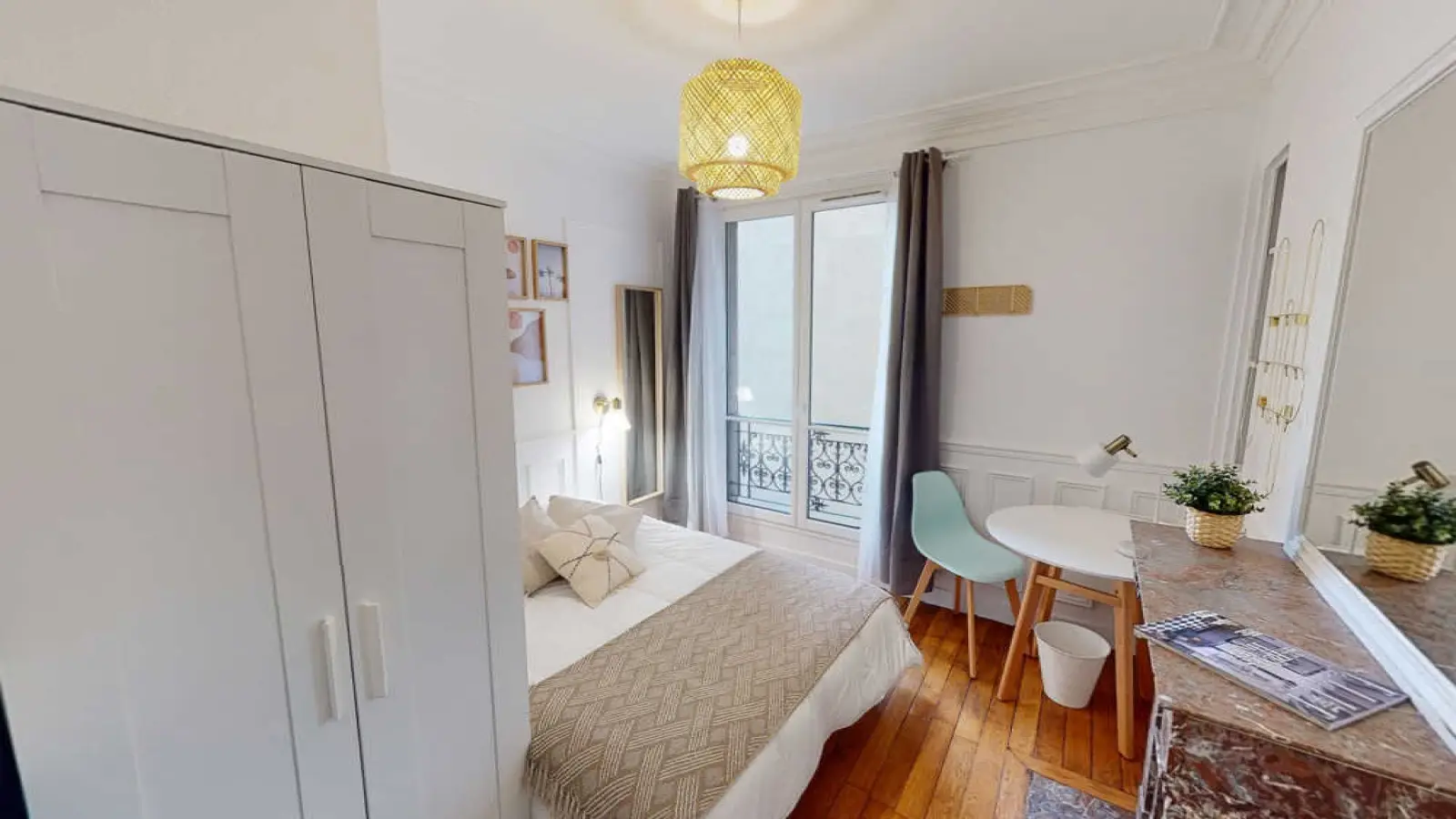 Flat Rue Ordener in Paris