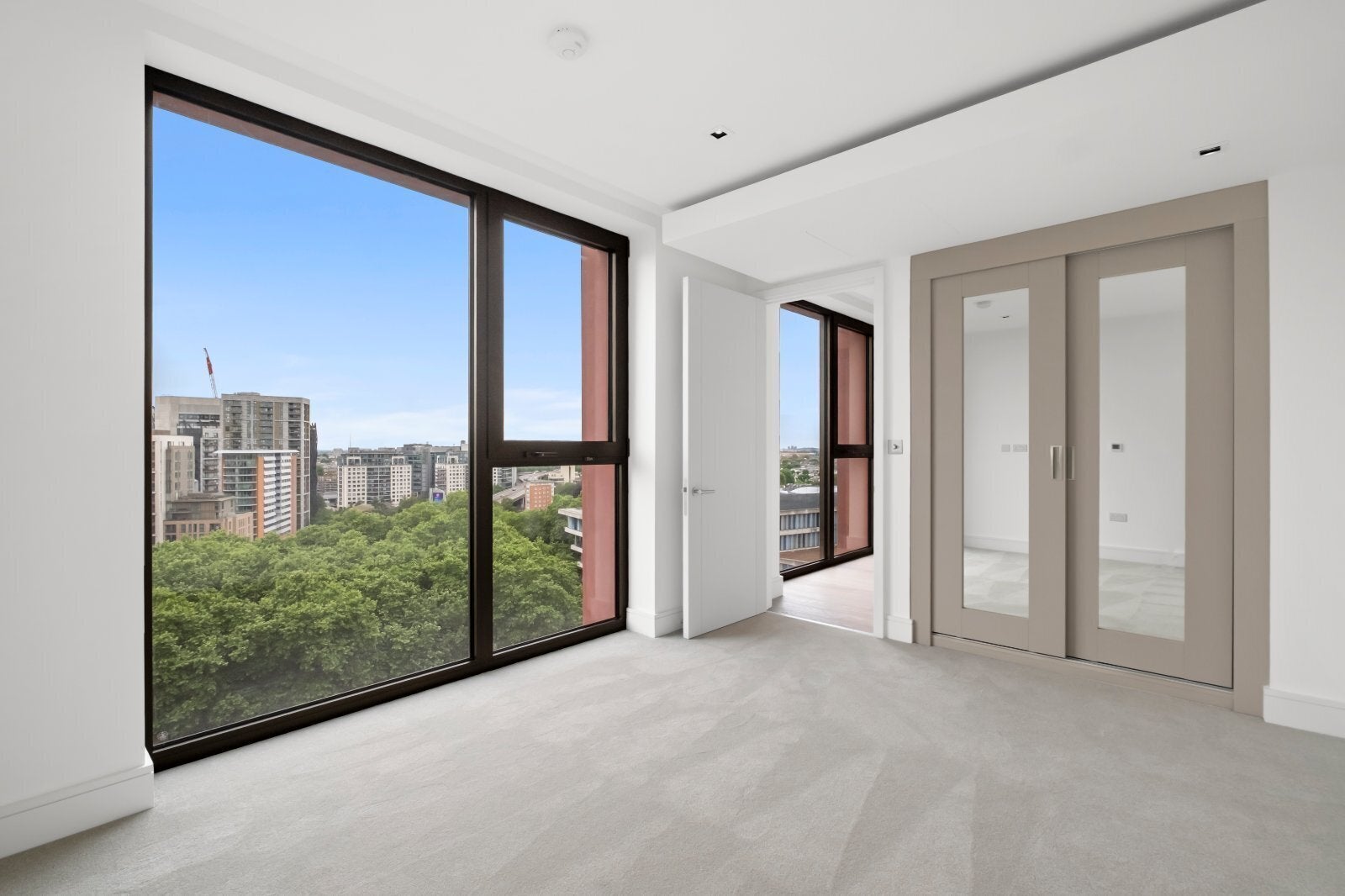 Flat Harrow Road in City of Westminster