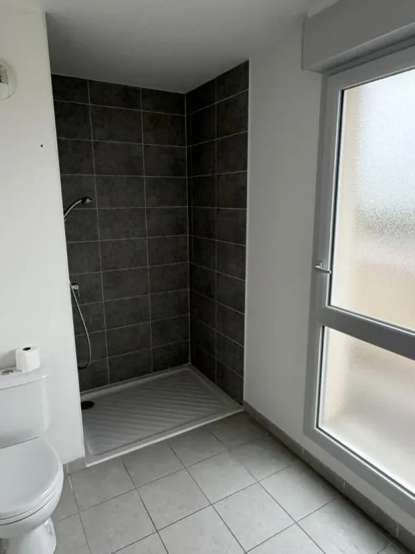 Flat Rue Serge Vezier in Saint-Aubin-lès-Elbeuf