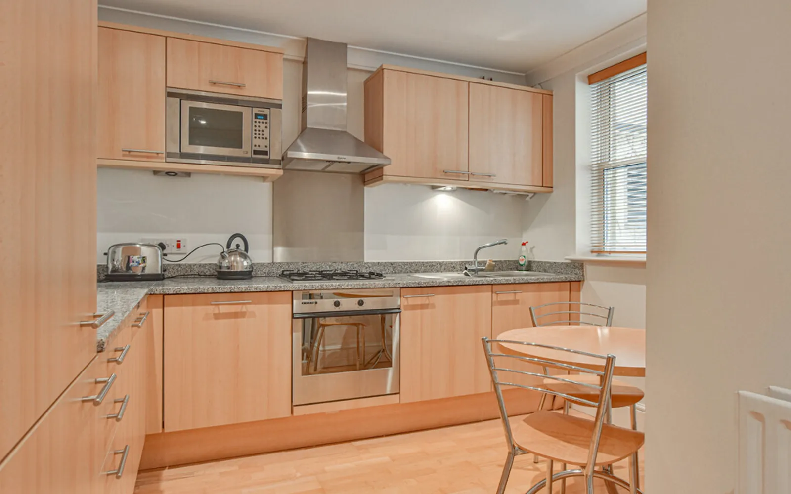Flat Rochester Row in City of Westminster