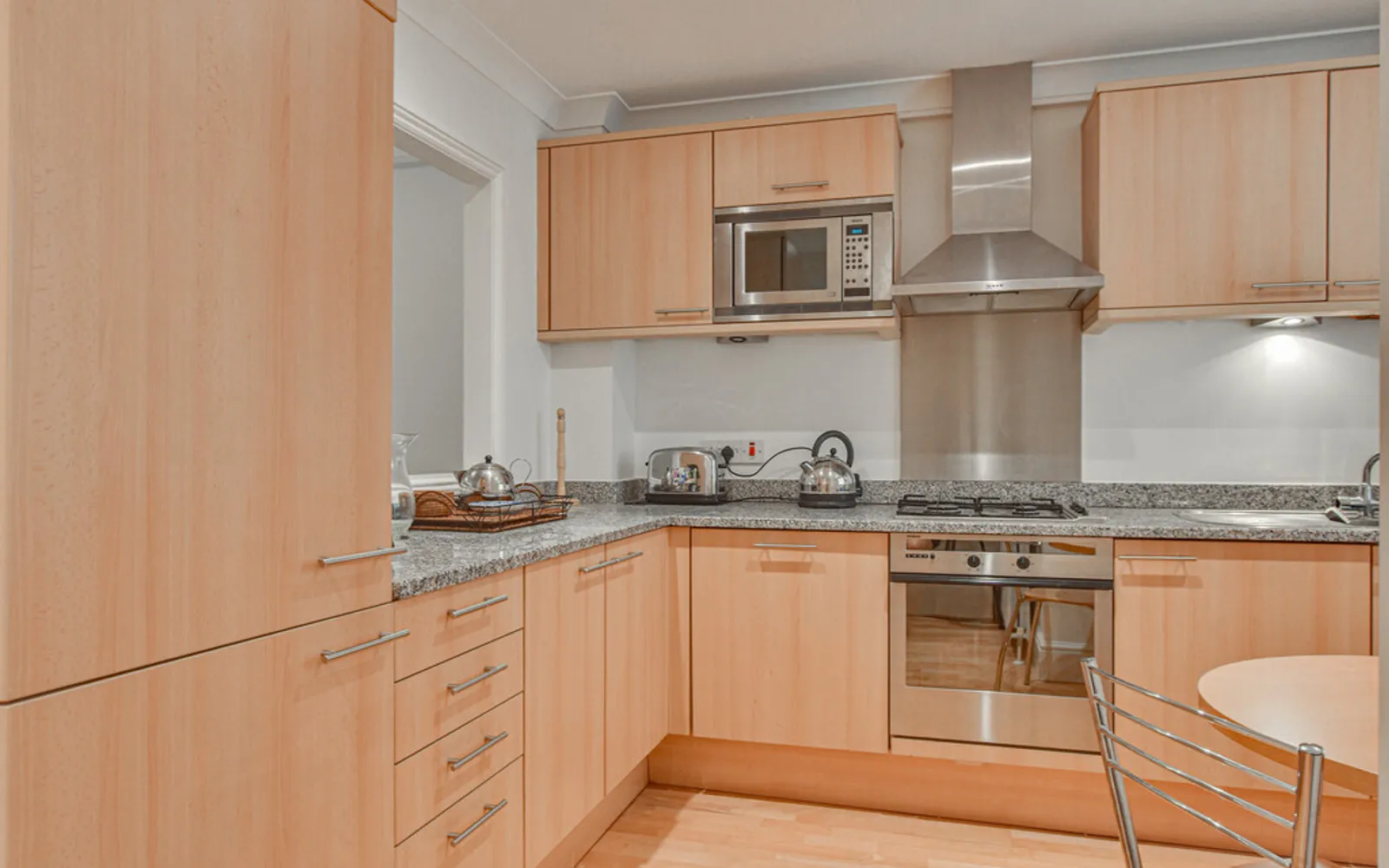 Flat Rochester Row in City of Westminster