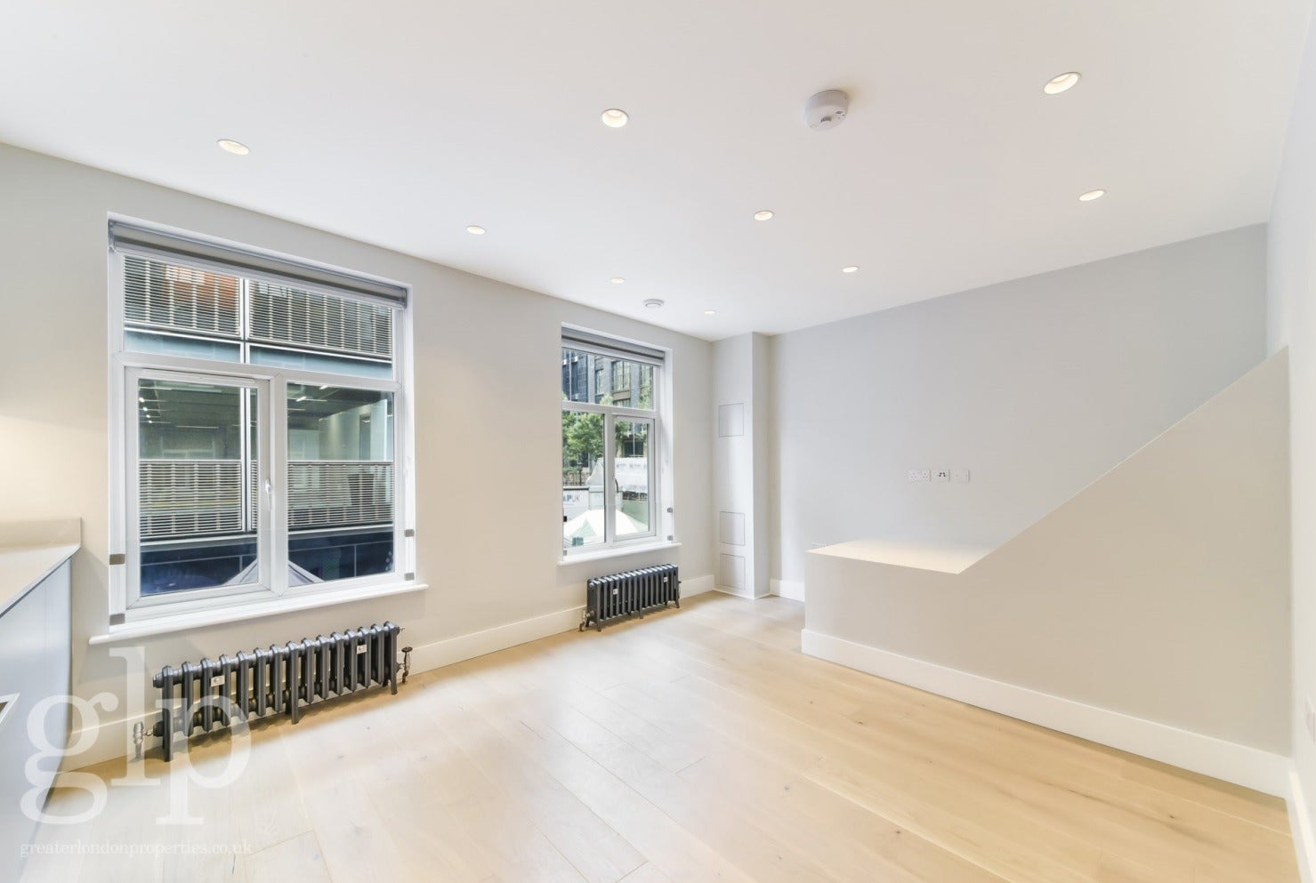 Flat Berwick Street in City of Westminster