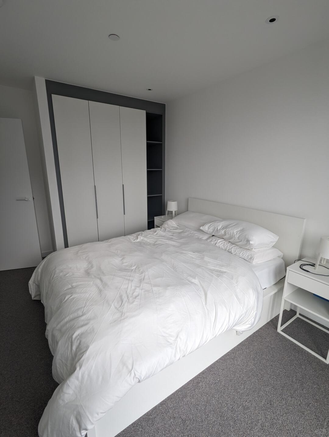 Flat Raven Row in Greater London