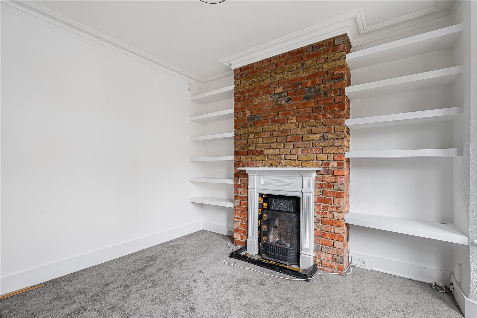 House Belsize Avenue in Greater London