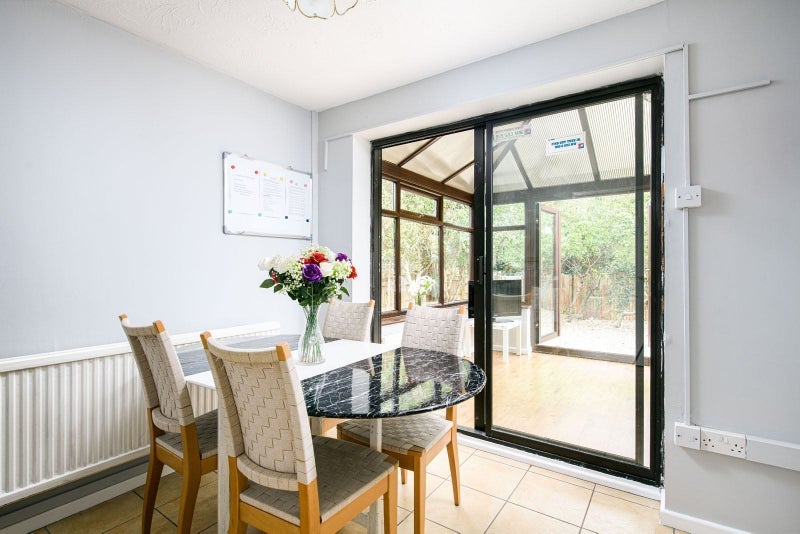 Room Highfields Close in Bristol