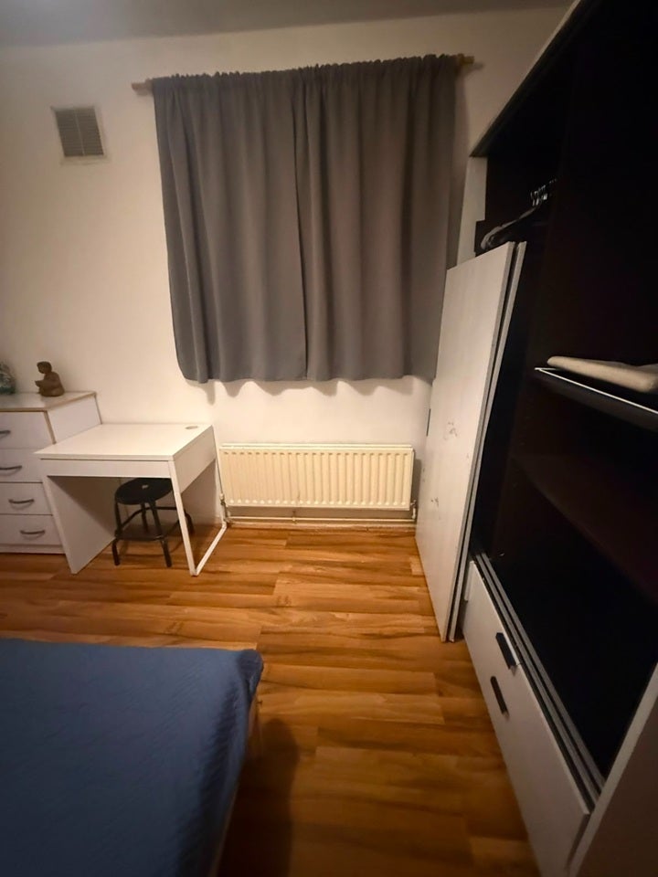 Room Bowling Green Street in Greater London
