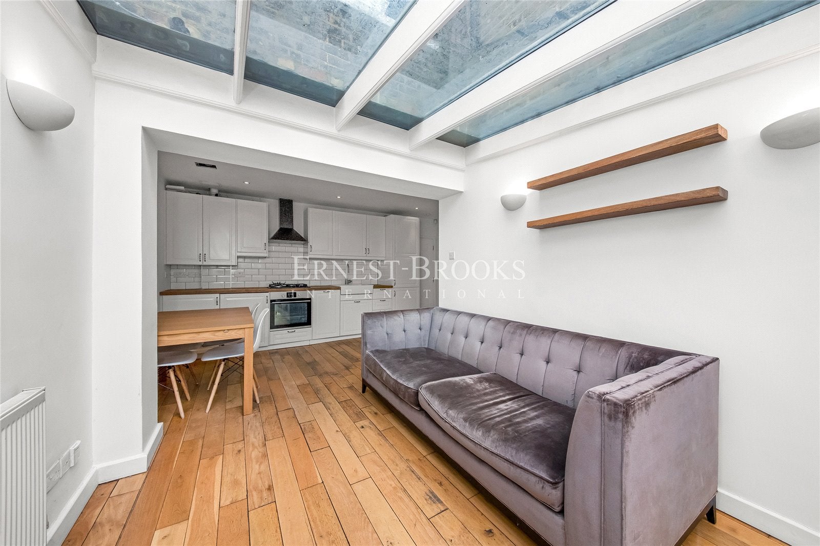 Flat Wandsworth Road in Greater London