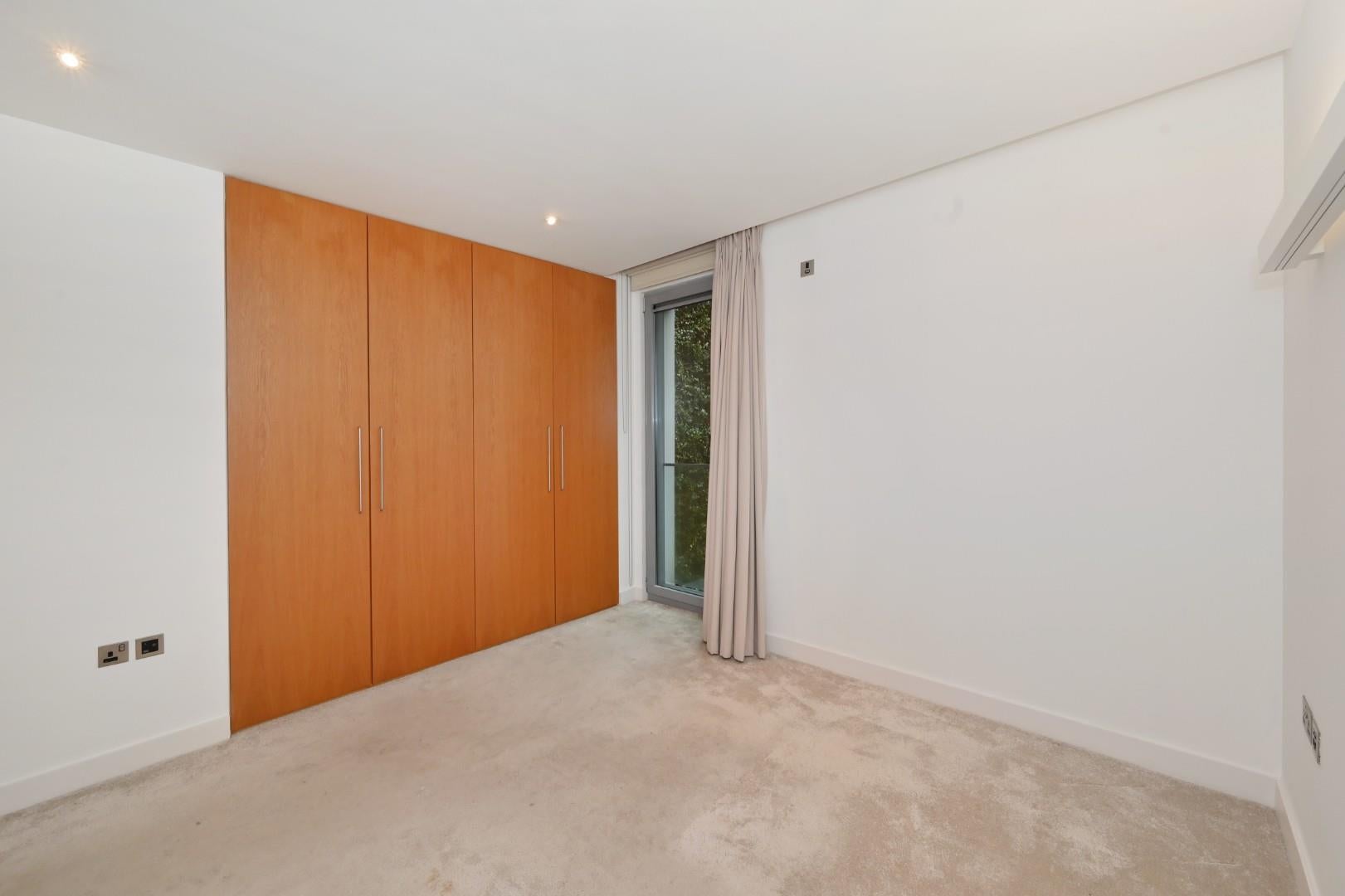 Flat Portman Close in London
