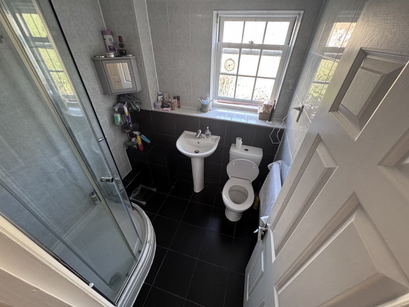 Room Cornwallis Square in Greater London