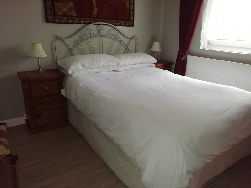 Room Sirdar Road in Greater London