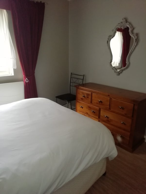 Room Sirdar Road in Greater London