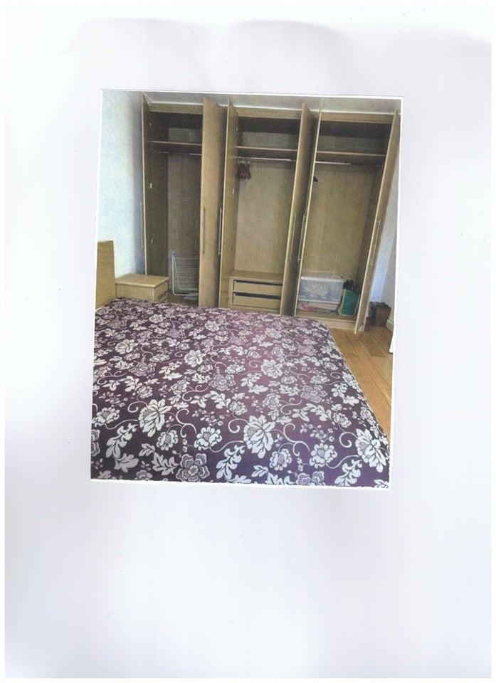 Flat Wickliffe Gardens in Greater London