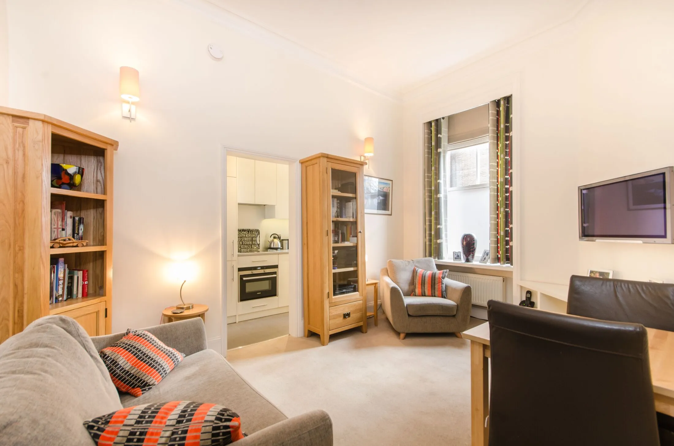 Flat Rich Lane in Greater London