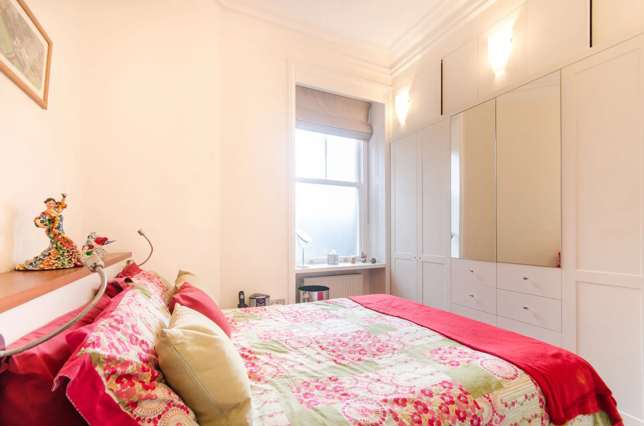 Flat Rich Lane in Greater London