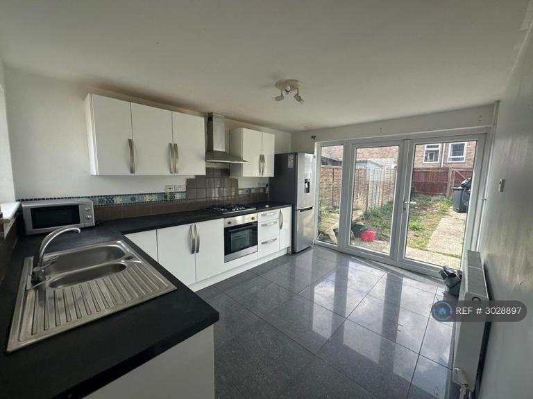 House Willoughby Way in Basingstoke and Deane