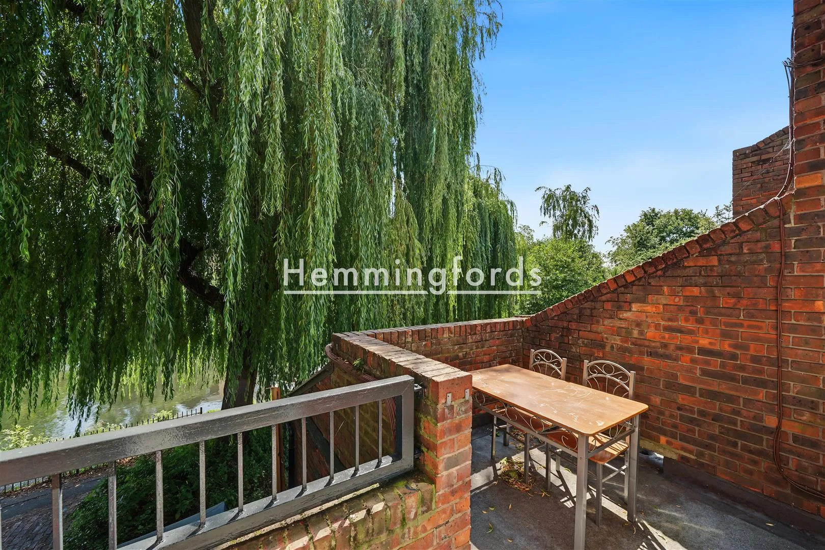 Flat Reedham Close in Greater London