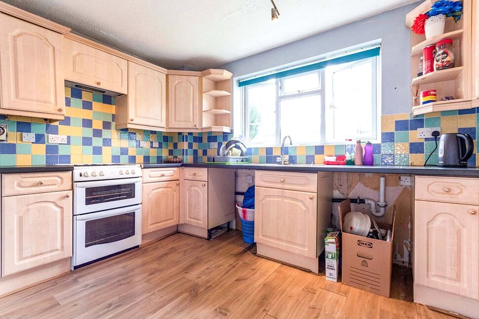House Beanley Close in Luton