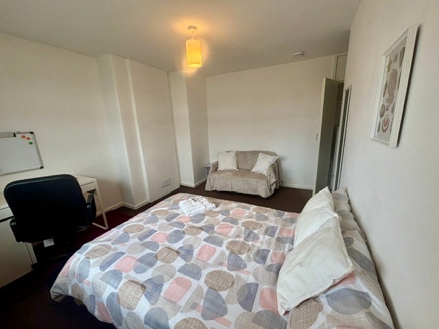 Room Peveril Terrace in City of Edinburgh