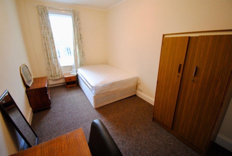 Flat Claypath in Durham