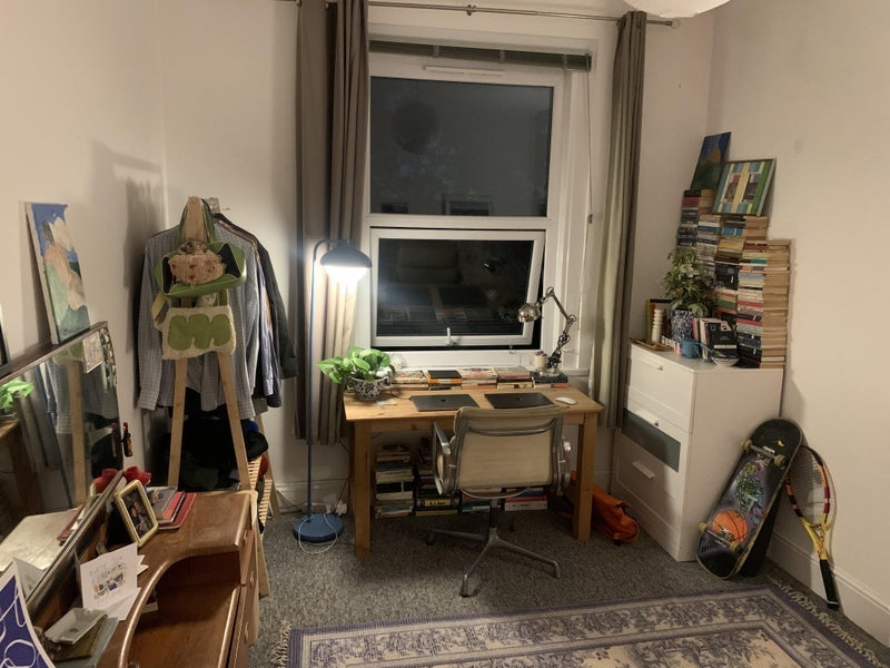Room Effingham Road in Bristol