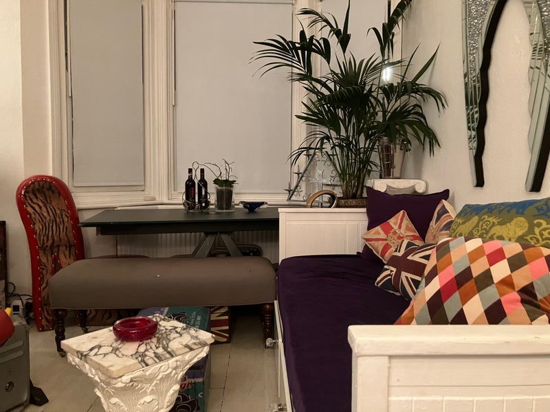 Room Douglas Street in City of Westminster