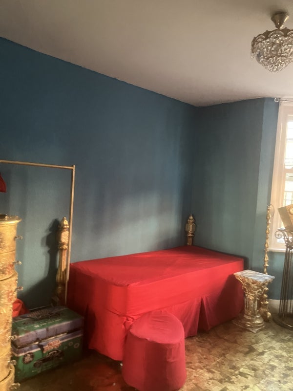 Room Douglas Street in City of Westminster