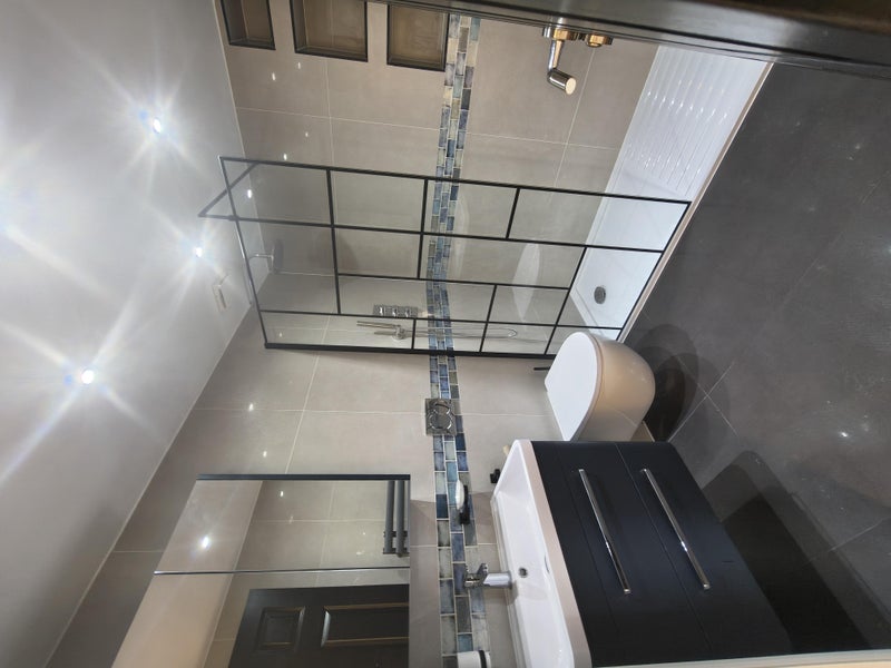 Room Park Avenue in Greater London