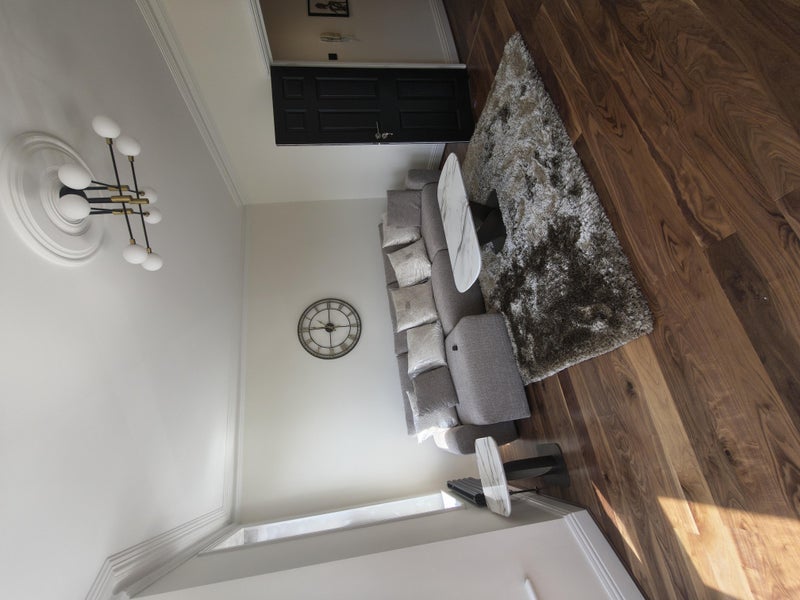 Room Park Avenue in Greater London