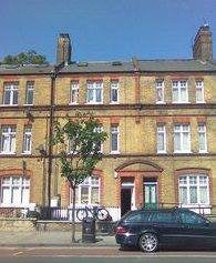 Flat Queenstown Road in Greater London