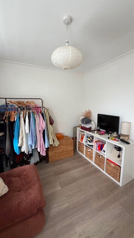 Room Clarence Road in Greater London