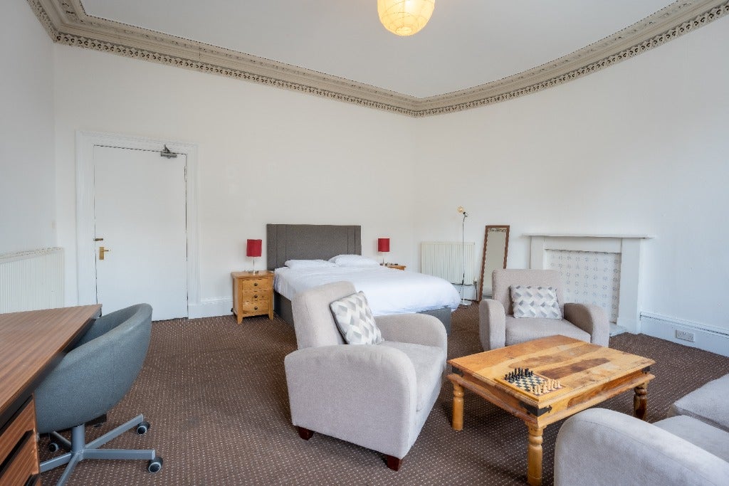 Room South Clerk Street in City of Edinburgh