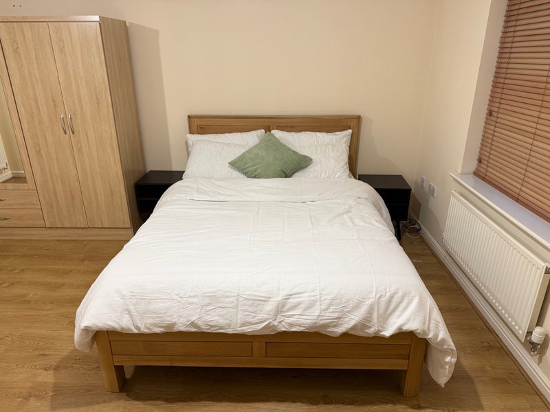 Room Trostrey Road in Birmingham