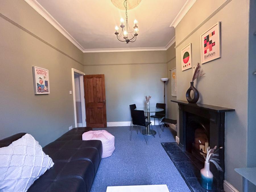 Room Cobden Street in Derby