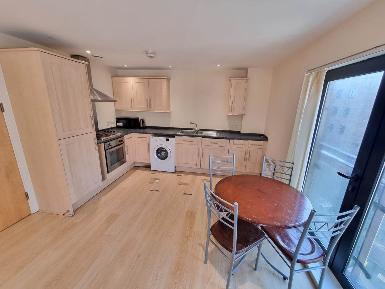 Flat Sunbridge Road in Bradford