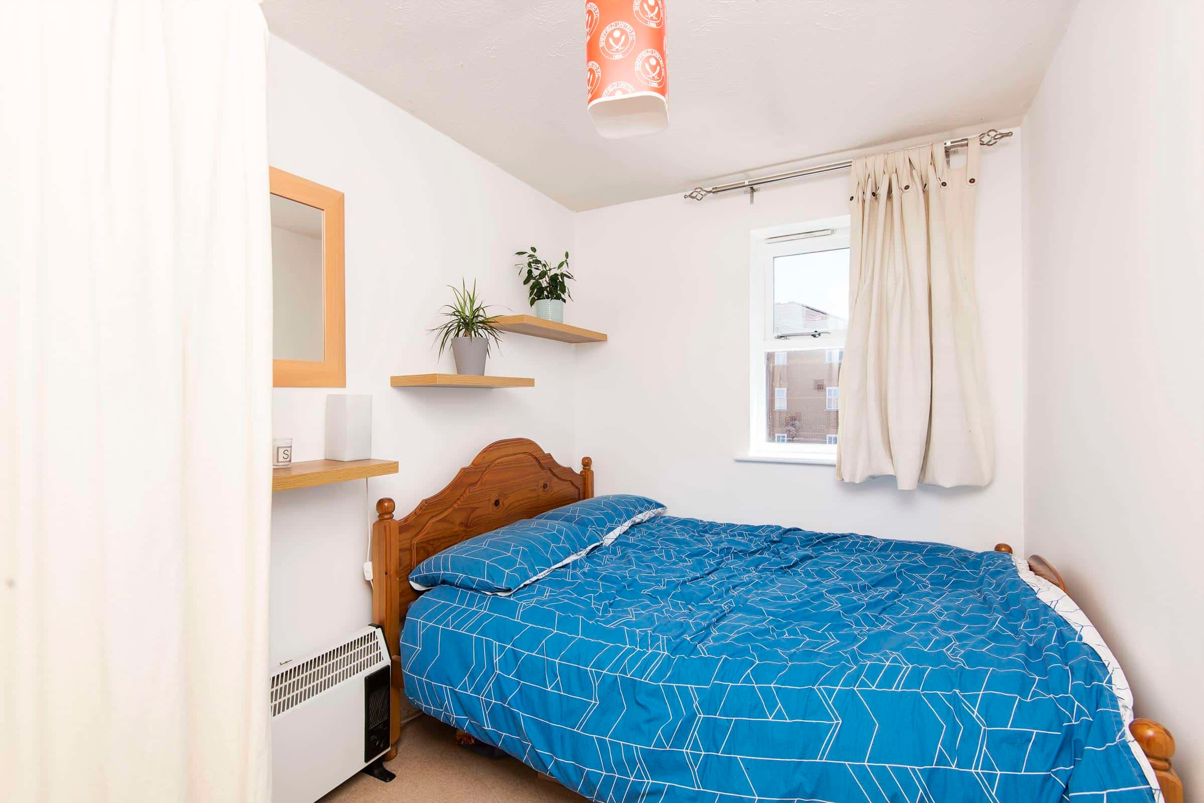 Flat Massingberd Way in Greater London