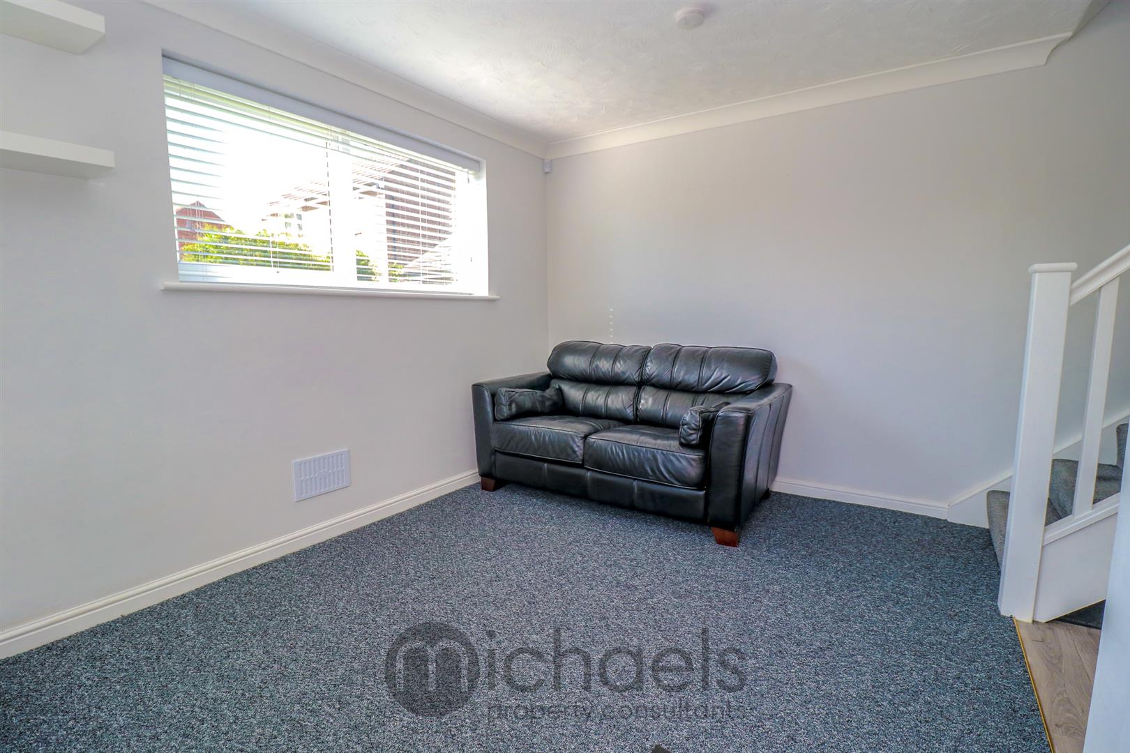 House Henrietta Close in Colchester