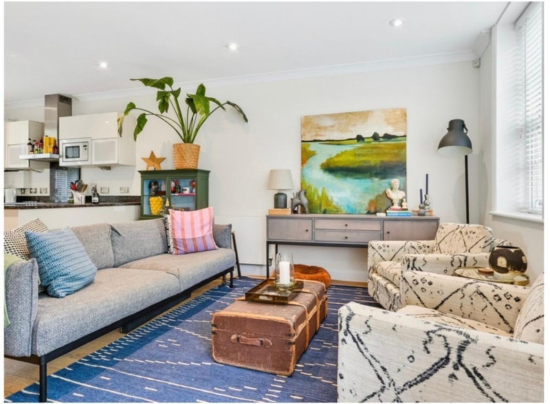 Room Redmans Road in Greater London