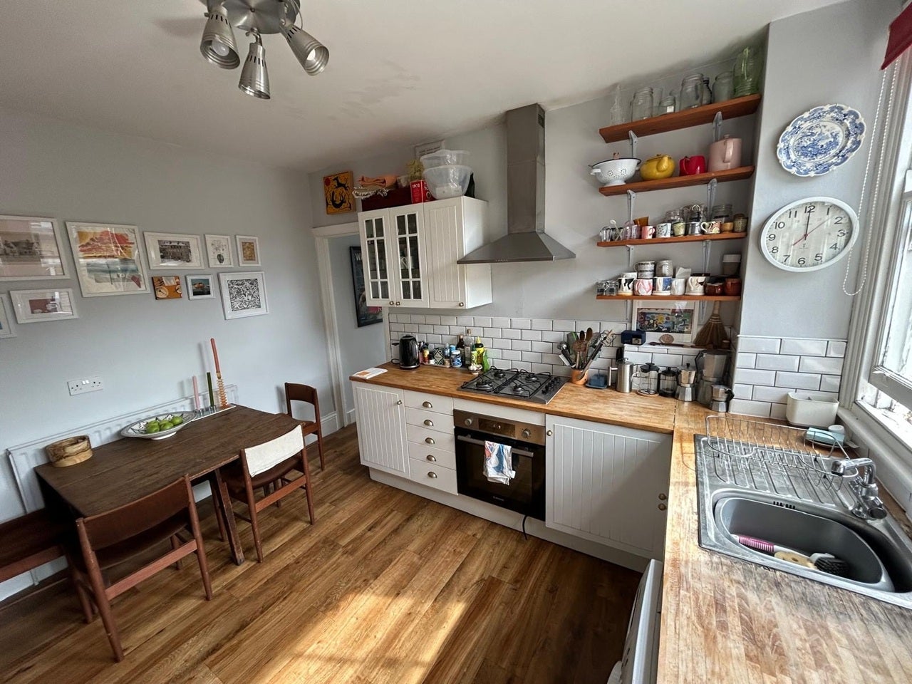 Flat Copleston Road in Greater London