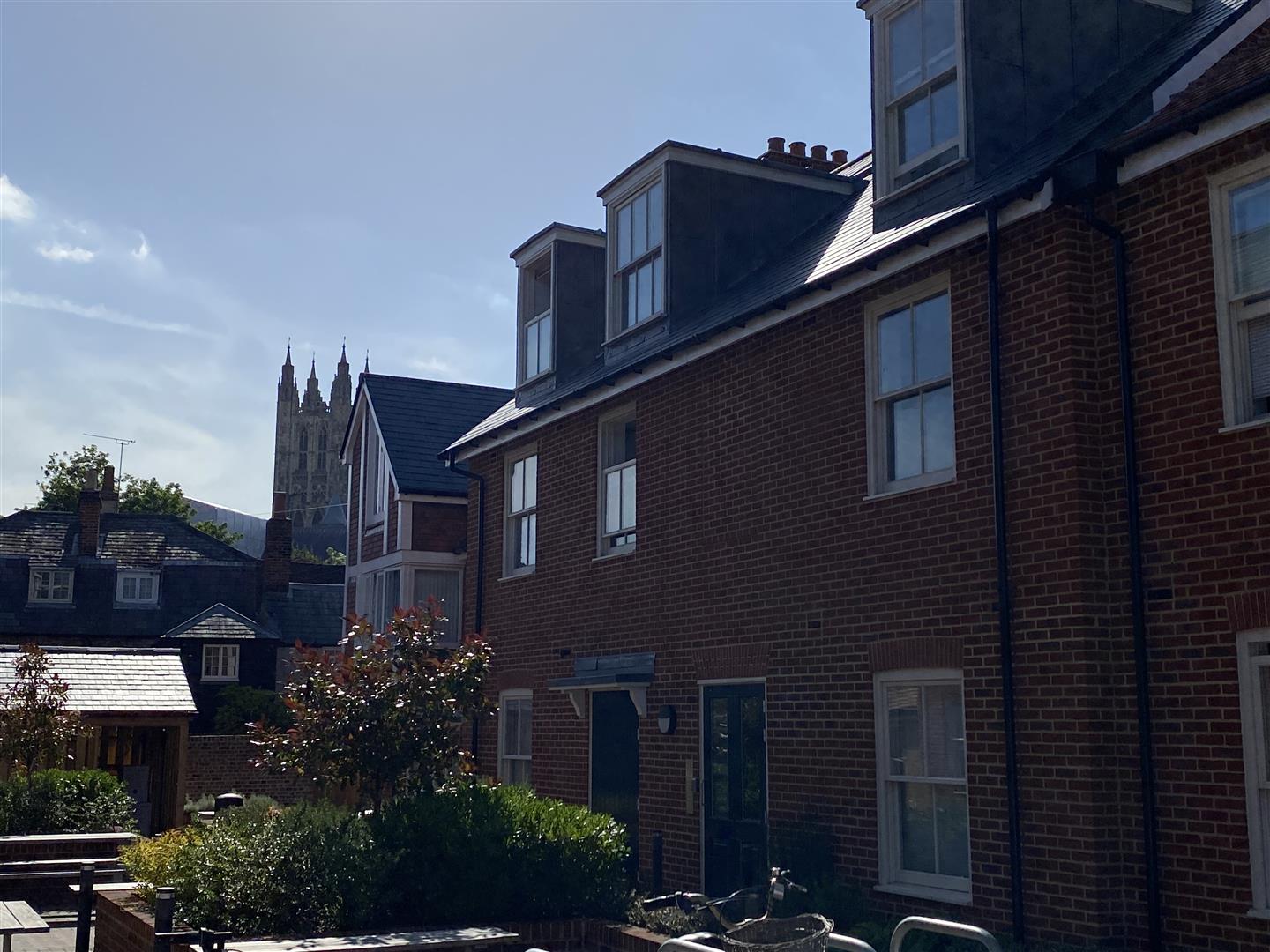 Flat Havelock Street in Canterbury