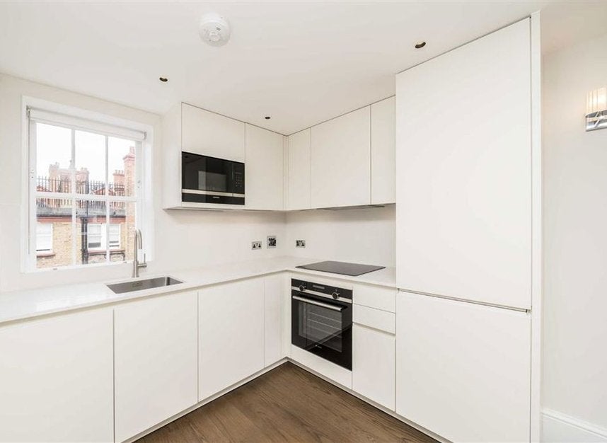 Flat Manchester Street in City of Westminster