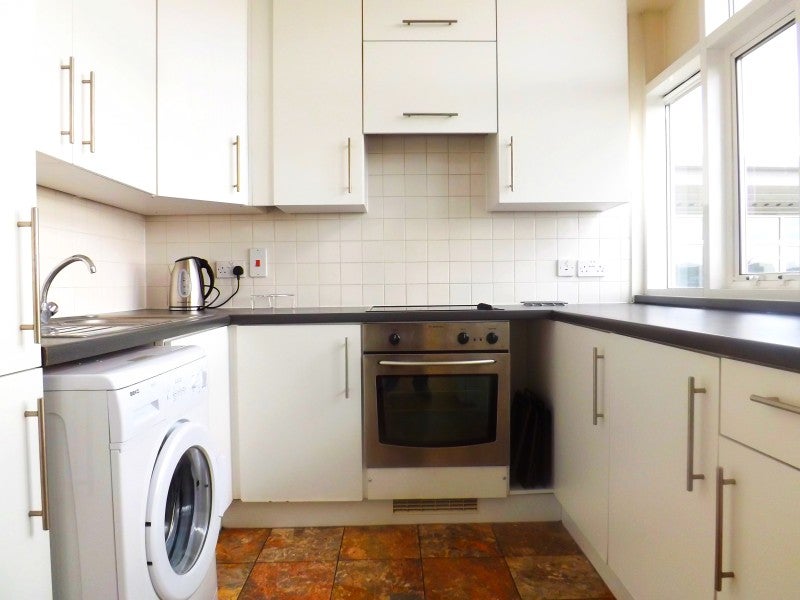 Flat Jedburgh Road in Greater London