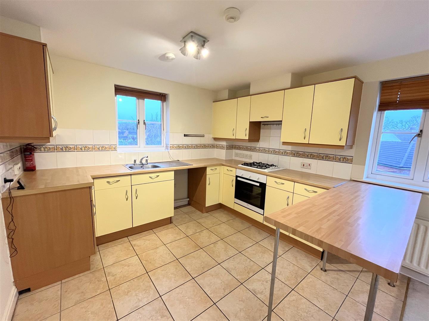 Flat Field Close in Sturminster Newton