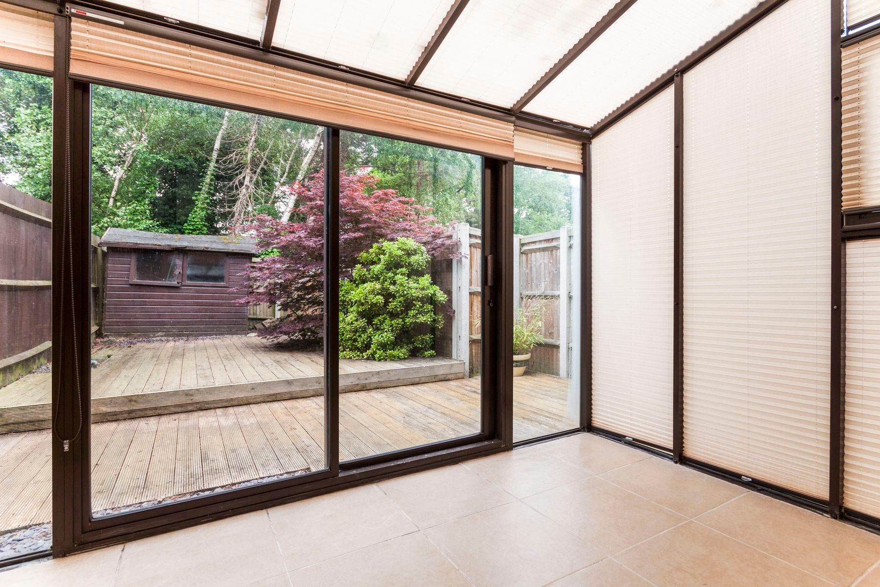 House Upavon Gardens in Winkfield