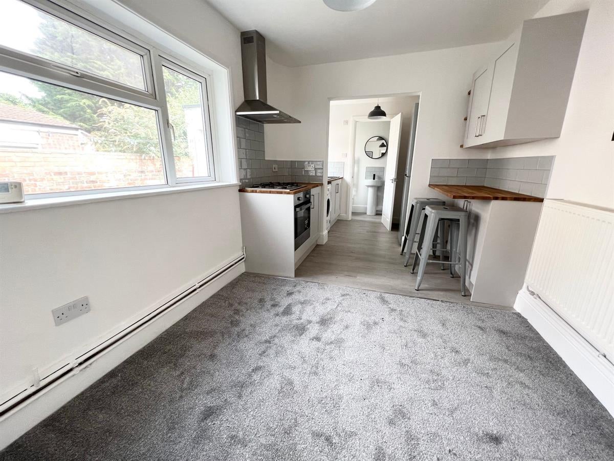 Flat Prebend Street in Bedford