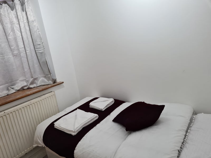 Room Selhurst Road in Greater London