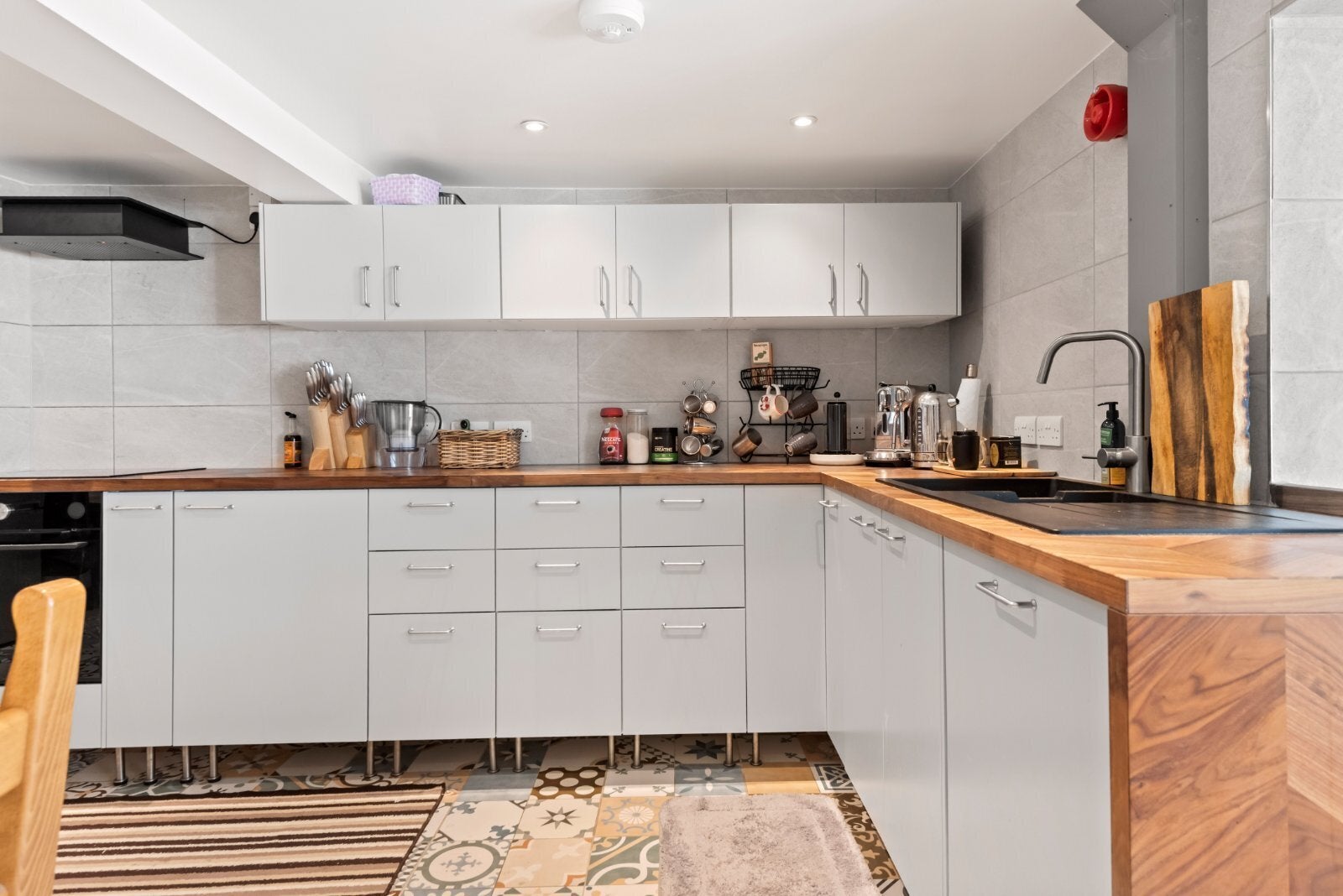 Flat Offord Road in Greater London